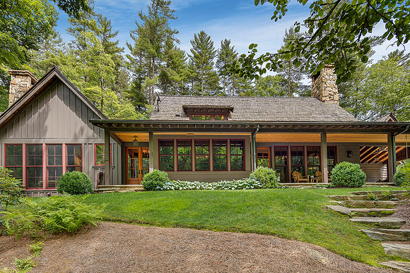 Lonesome Valley Exterior