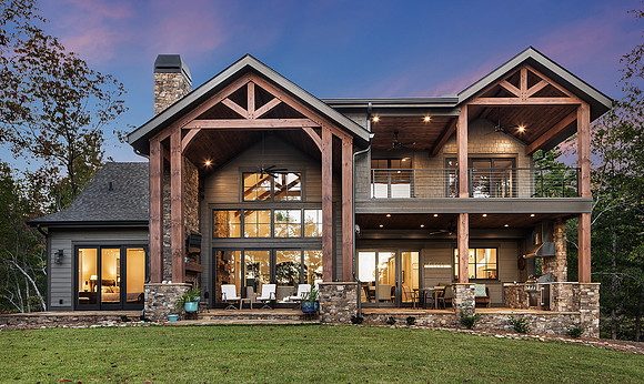 Lake Keowee Exterior